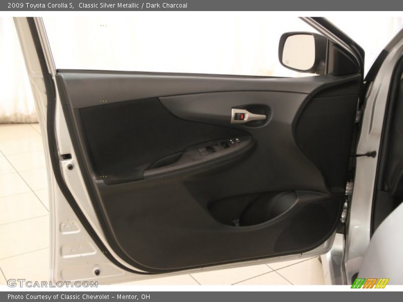 Classic Silver Metallic / Dark Charcoal 2009 Toyota Corolla S
