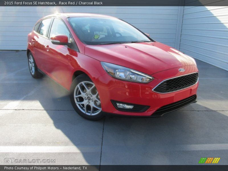 Race Red / Charcoal Black 2015 Ford Focus SE Hatchback