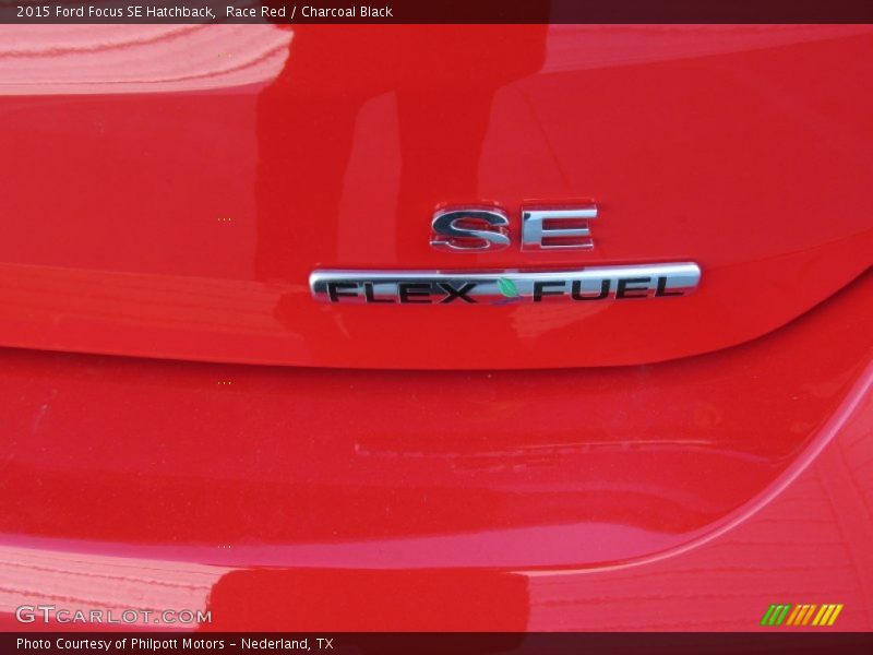 Race Red / Charcoal Black 2015 Ford Focus SE Hatchback