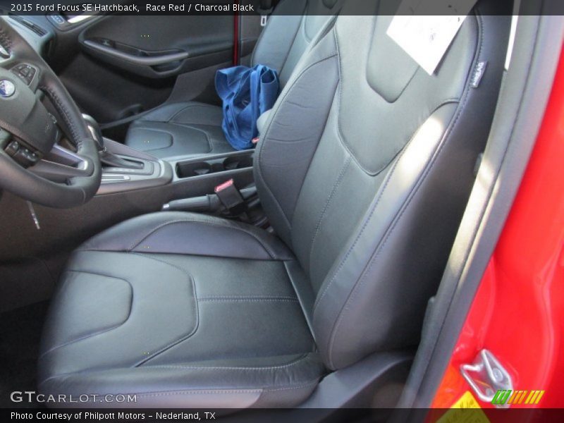 Race Red / Charcoal Black 2015 Ford Focus SE Hatchback