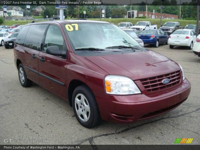Dark Toreador Red Metallic / Pebble Beige 2007 Ford Freestar SE