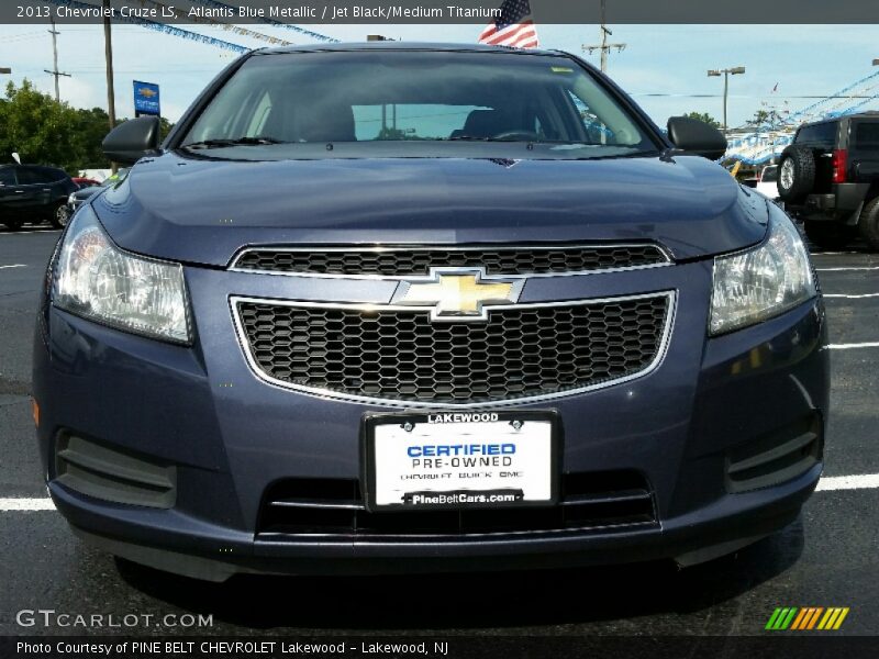 Atlantis Blue Metallic / Jet Black/Medium Titanium 2013 Chevrolet Cruze LS