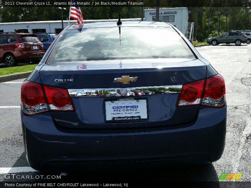 Atlantis Blue Metallic / Jet Black/Medium Titanium 2013 Chevrolet Cruze LS