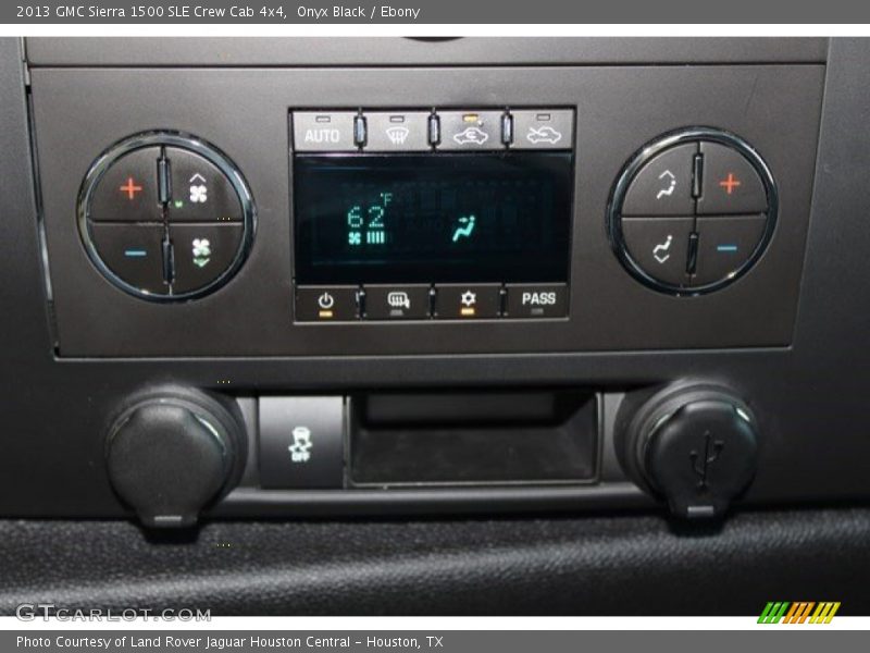 Onyx Black / Ebony 2013 GMC Sierra 1500 SLE Crew Cab 4x4
