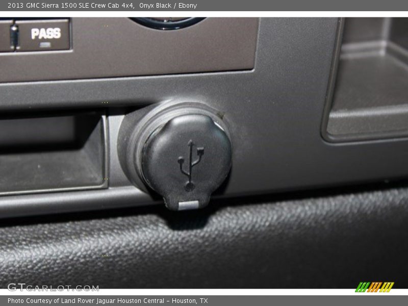 Onyx Black / Ebony 2013 GMC Sierra 1500 SLE Crew Cab 4x4