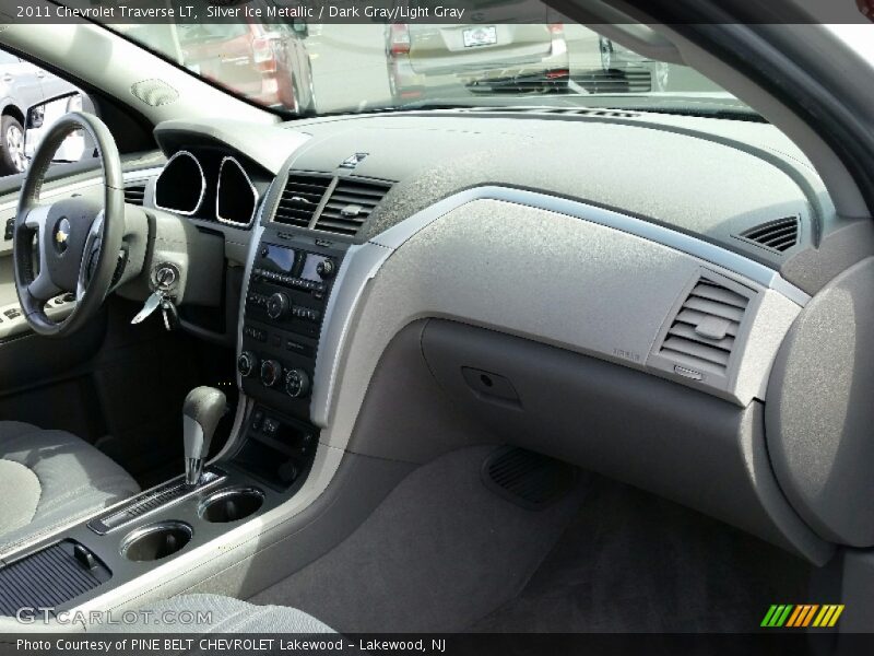 Silver Ice Metallic / Dark Gray/Light Gray 2011 Chevrolet Traverse LT
