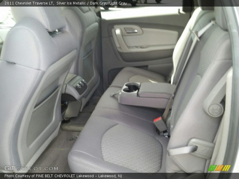 Silver Ice Metallic / Dark Gray/Light Gray 2011 Chevrolet Traverse LT