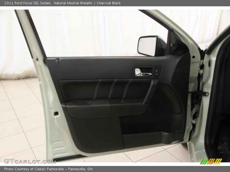 Natural Neutral Metallic / Charcoal Black 2011 Ford Focus SEL Sedan