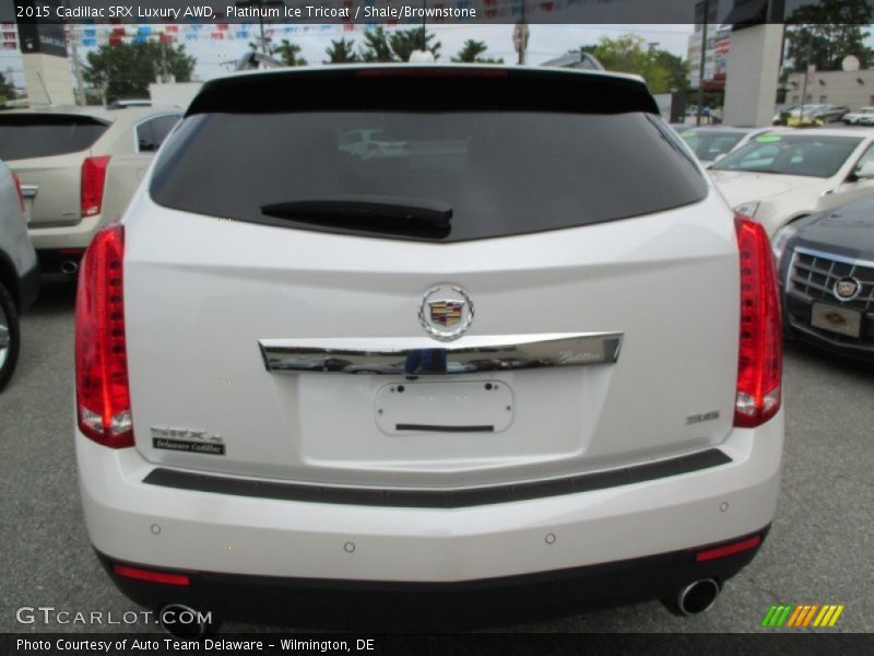 Platinum Ice Tricoat / Shale/Brownstone 2015 Cadillac SRX Luxury AWD