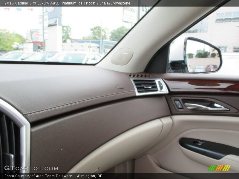 Platinum Ice Tricoat / Shale/Brownstone 2015 Cadillac SRX Luxury AWD