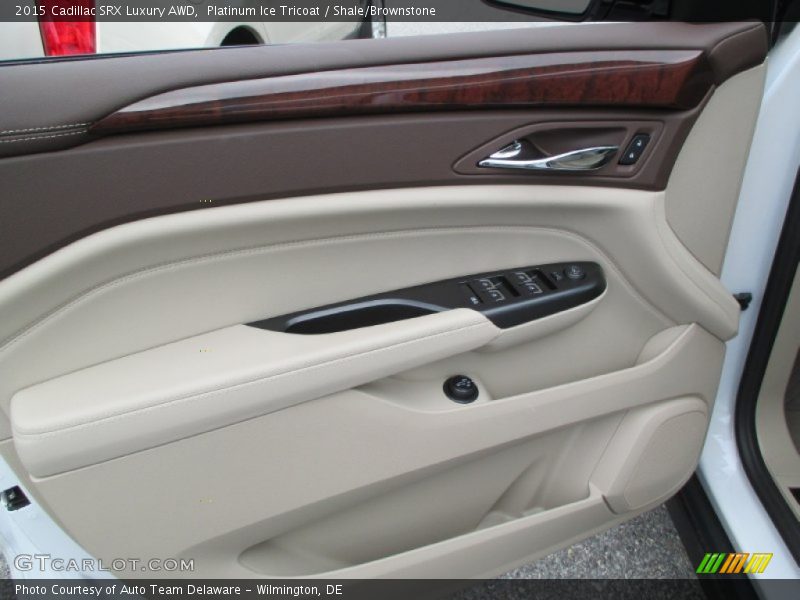 Platinum Ice Tricoat / Shale/Brownstone 2015 Cadillac SRX Luxury AWD