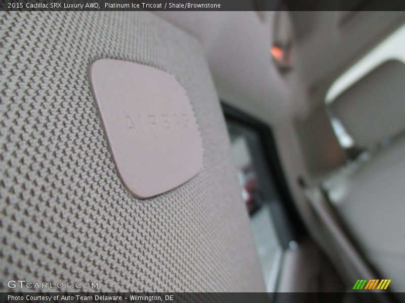 Platinum Ice Tricoat / Shale/Brownstone 2015 Cadillac SRX Luxury AWD