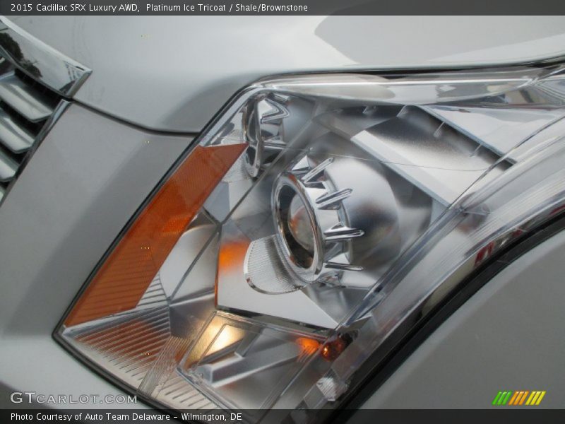 Platinum Ice Tricoat / Shale/Brownstone 2015 Cadillac SRX Luxury AWD
