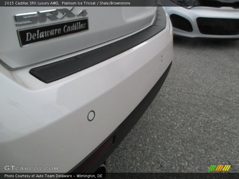 Platinum Ice Tricoat / Shale/Brownstone 2015 Cadillac SRX Luxury AWD