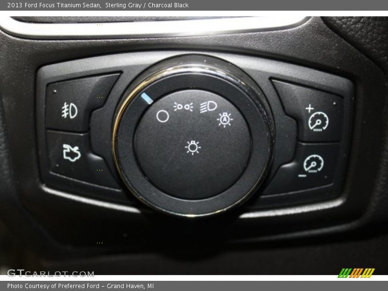 Sterling Gray / Charcoal Black 2013 Ford Focus Titanium Sedan