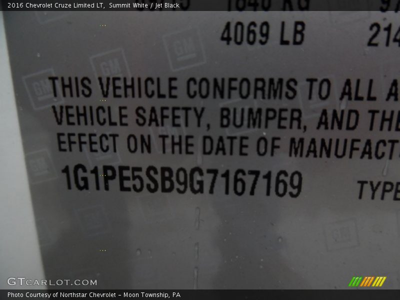 Summit White / Jet Black 2016 Chevrolet Cruze Limited LT