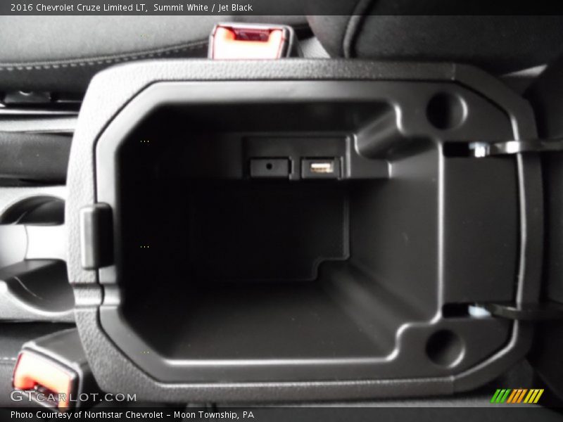 Summit White / Jet Black 2016 Chevrolet Cruze Limited LT