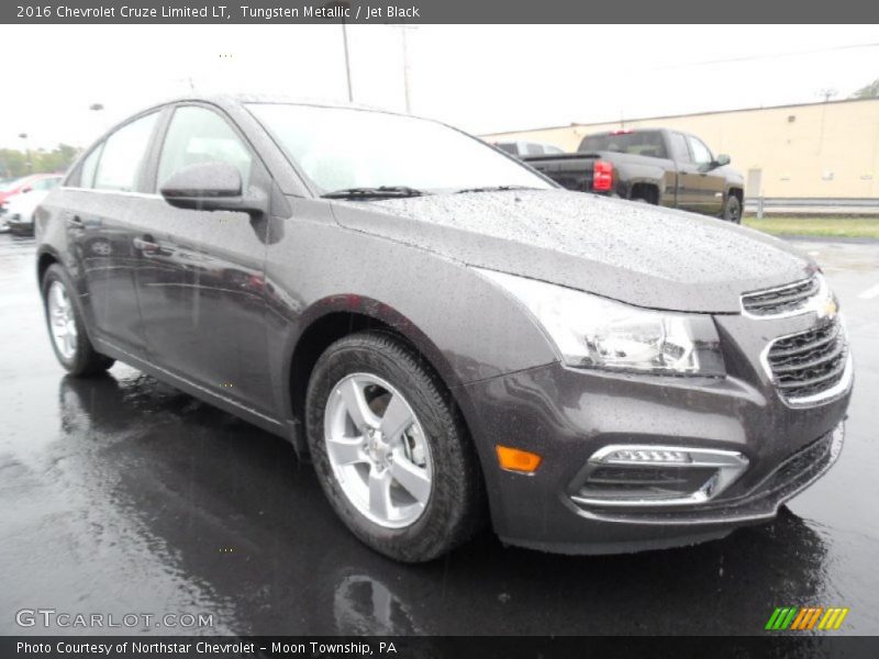 Tungsten Metallic / Jet Black 2016 Chevrolet Cruze Limited LT