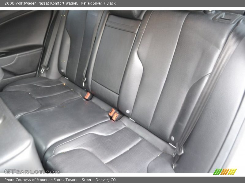 Reflex Silver / Black 2008 Volkswagen Passat Komfort Wagon