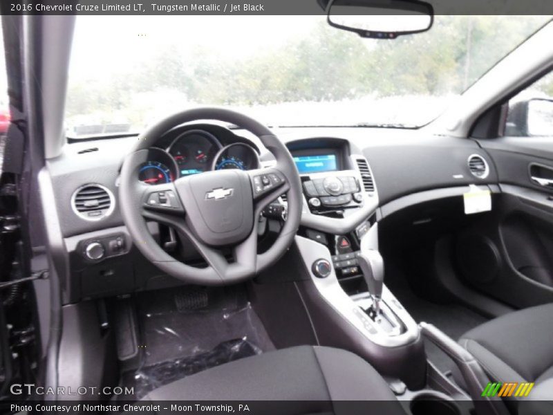 Tungsten Metallic / Jet Black 2016 Chevrolet Cruze Limited LT