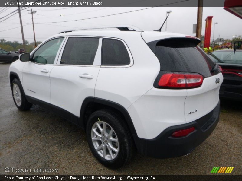 Bright White / Black 2016 Jeep Cherokee Latitude 4x4