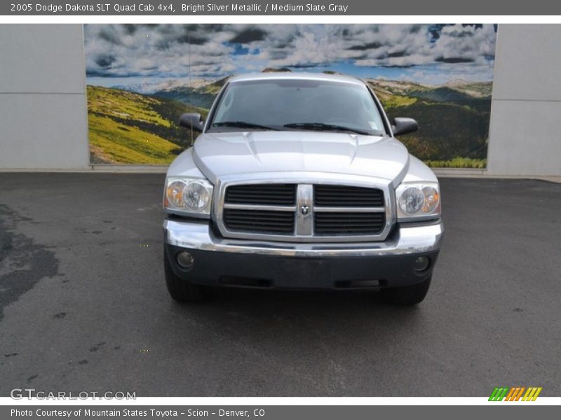 Bright Silver Metallic / Medium Slate Gray 2005 Dodge Dakota SLT Quad Cab 4x4
