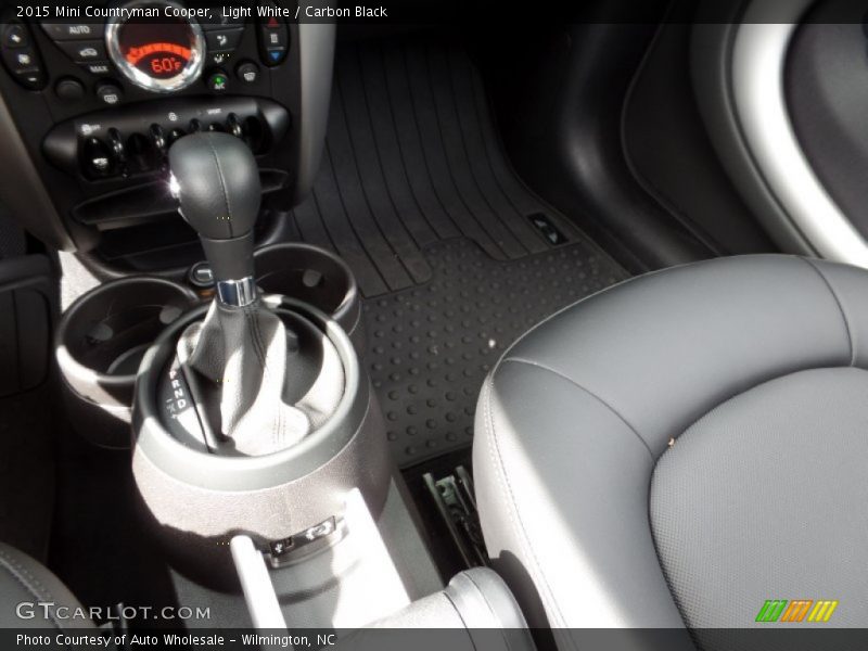 Light White / Carbon Black 2015 Mini Countryman Cooper