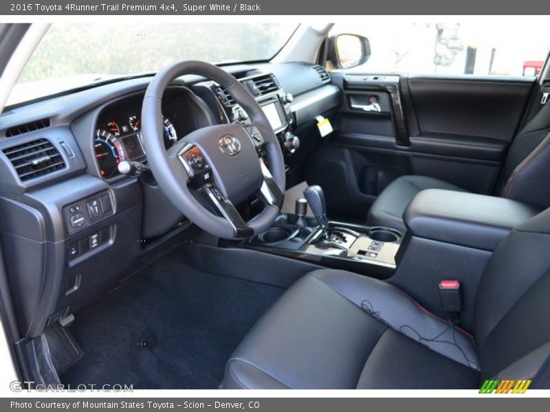 Super White / Black 2016 Toyota 4Runner Trail Premium 4x4