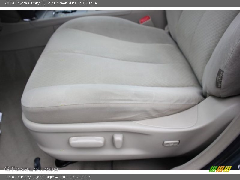 Aloe Green Metallic / Bisque 2009 Toyota Camry LE