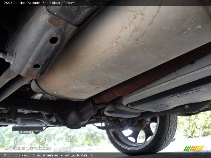 Undercarriage of 2003 Escalade 