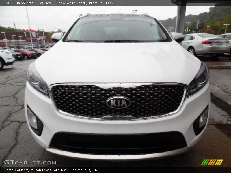 Snow White Pearl / Premium Black 2016 Kia Sorento SX V6 AWD
