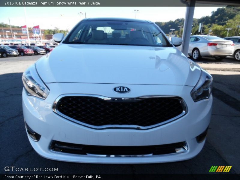 Snow White Pearl / Beige 2015 Kia Cadenza Premium