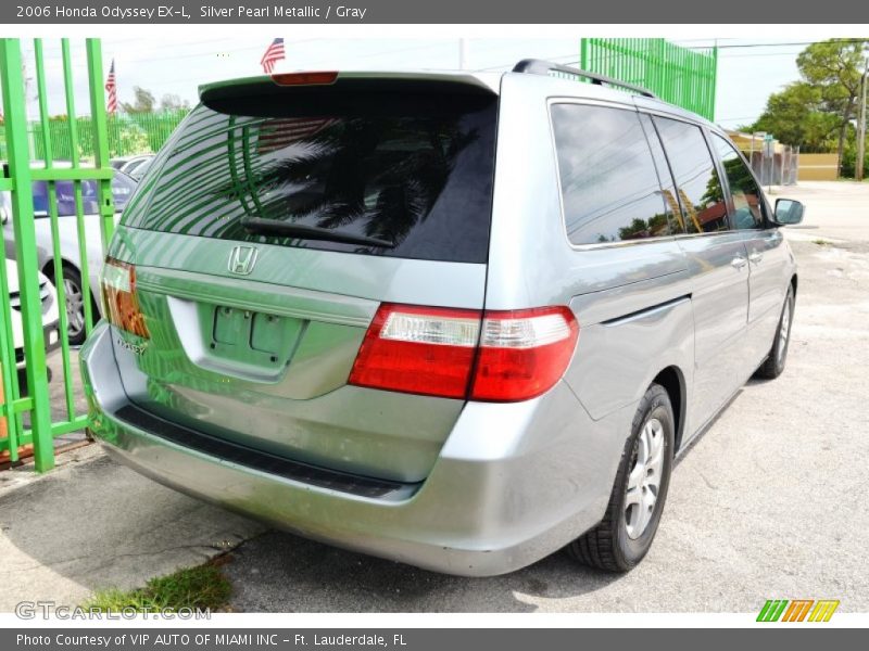 Silver Pearl Metallic / Gray 2006 Honda Odyssey EX-L