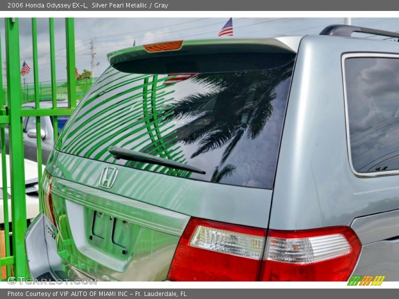 Silver Pearl Metallic / Gray 2006 Honda Odyssey EX-L