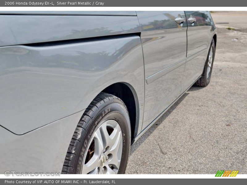 Silver Pearl Metallic / Gray 2006 Honda Odyssey EX-L