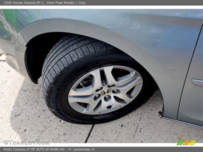 Silver Pearl Metallic / Gray 2006 Honda Odyssey EX-L