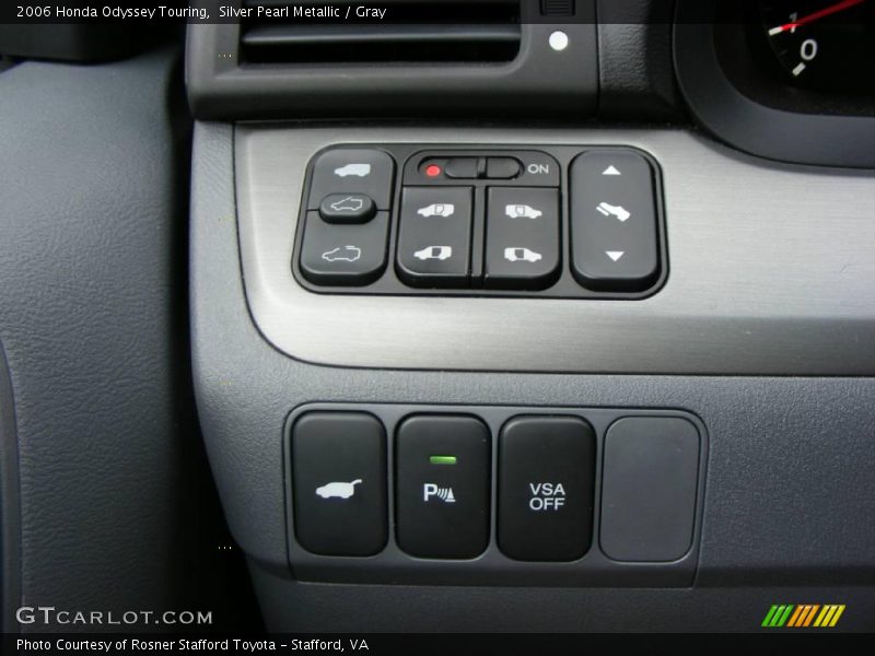 Silver Pearl Metallic / Gray 2006 Honda Odyssey Touring