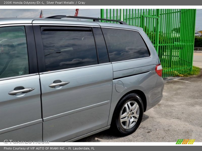 Silver Pearl Metallic / Gray 2006 Honda Odyssey EX-L
