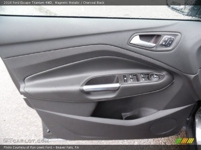 Door Panel of 2016 Escape Titanium 4WD