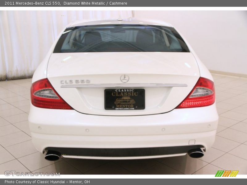 Diamond White Metallic / Cashmere 2011 Mercedes-Benz CLS 550