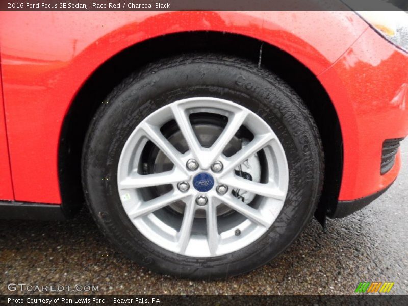  2016 Focus SE Sedan Wheel