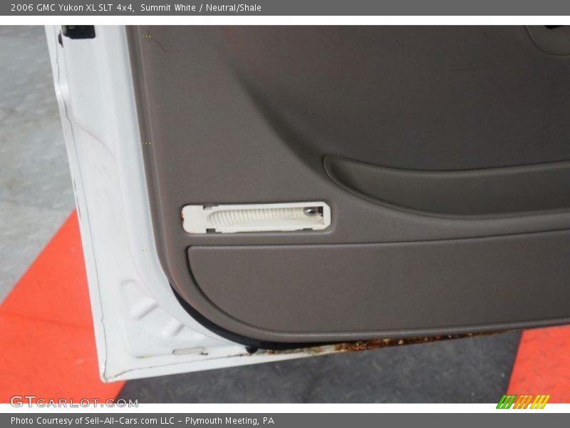 Summit White / Neutral/Shale 2006 GMC Yukon XL SLT 4x4