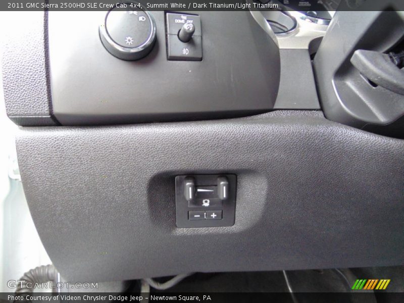 Summit White / Dark Titanium/Light Titanium 2011 GMC Sierra 2500HD SLE Crew Cab 4x4