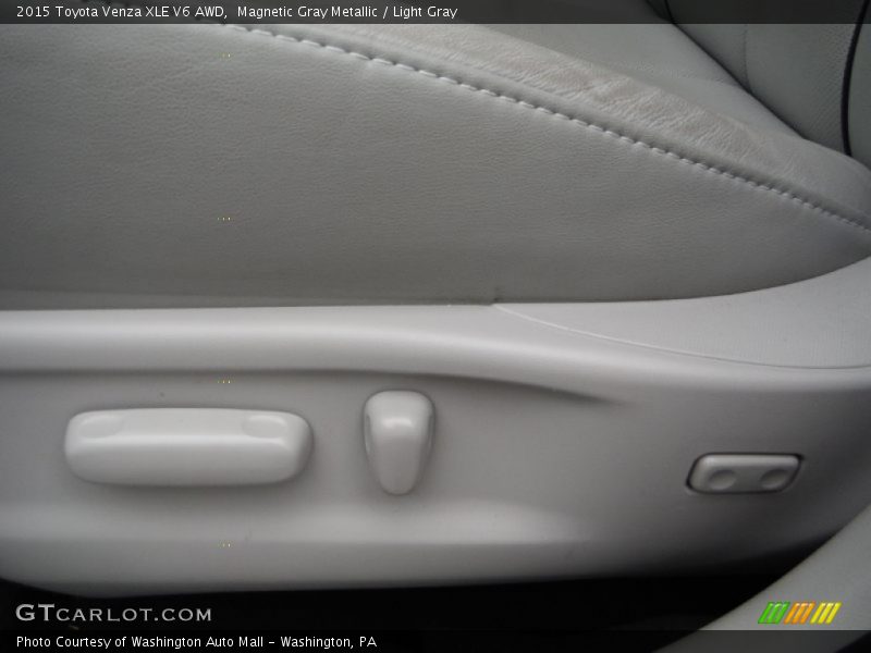 Magnetic Gray Metallic / Light Gray 2015 Toyota Venza XLE V6 AWD