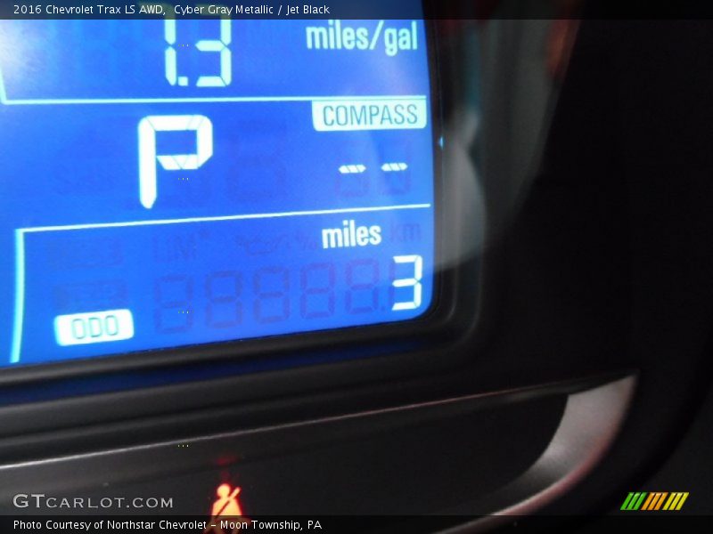Cyber Gray Metallic / Jet Black 2016 Chevrolet Trax LS AWD