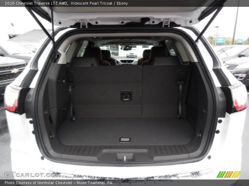 Iridescent Pearl Tricoat / Ebony 2016 Chevrolet Traverse LTZ AWD