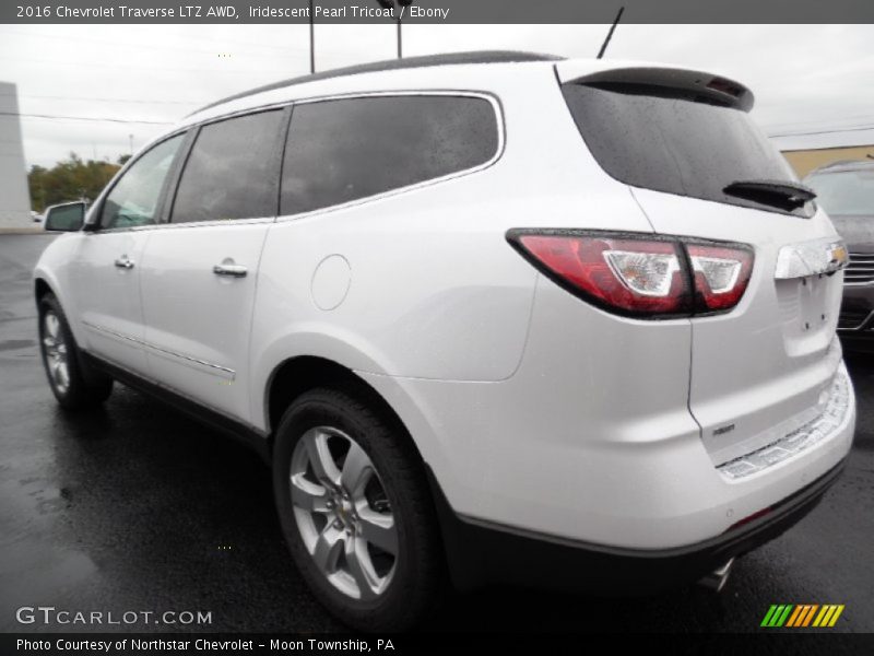 Iridescent Pearl Tricoat / Ebony 2016 Chevrolet Traverse LTZ AWD