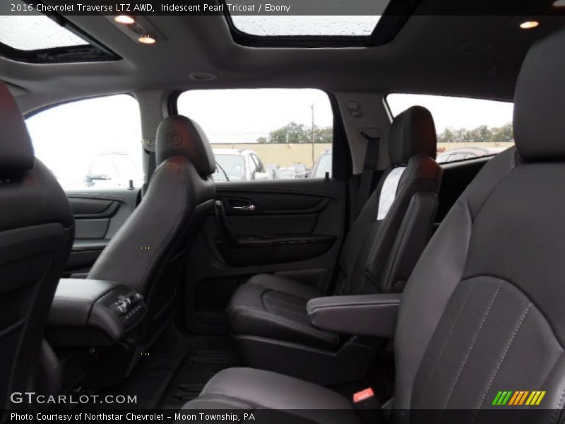 Iridescent Pearl Tricoat / Ebony 2016 Chevrolet Traverse LTZ AWD