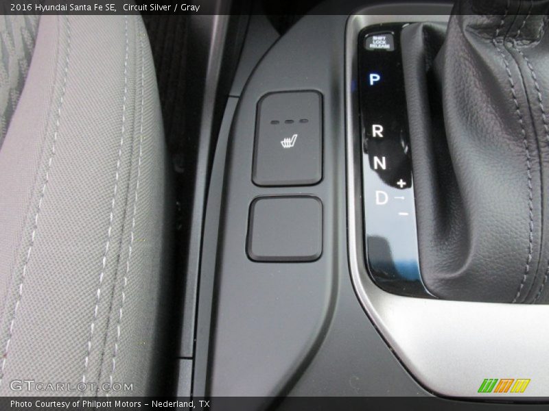 Circuit Silver / Gray 2016 Hyundai Santa Fe SE