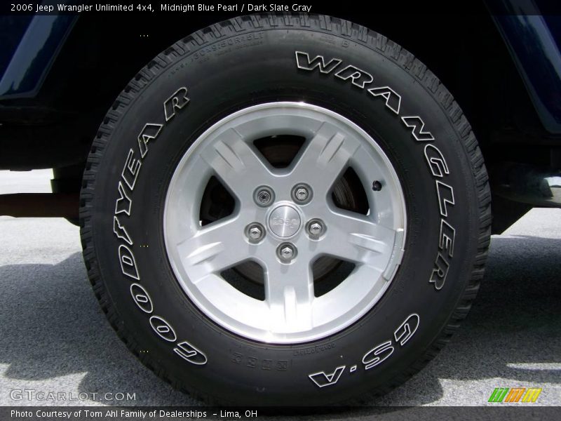Midnight Blue Pearl / Dark Slate Gray 2006 Jeep Wrangler Unlimited 4x4